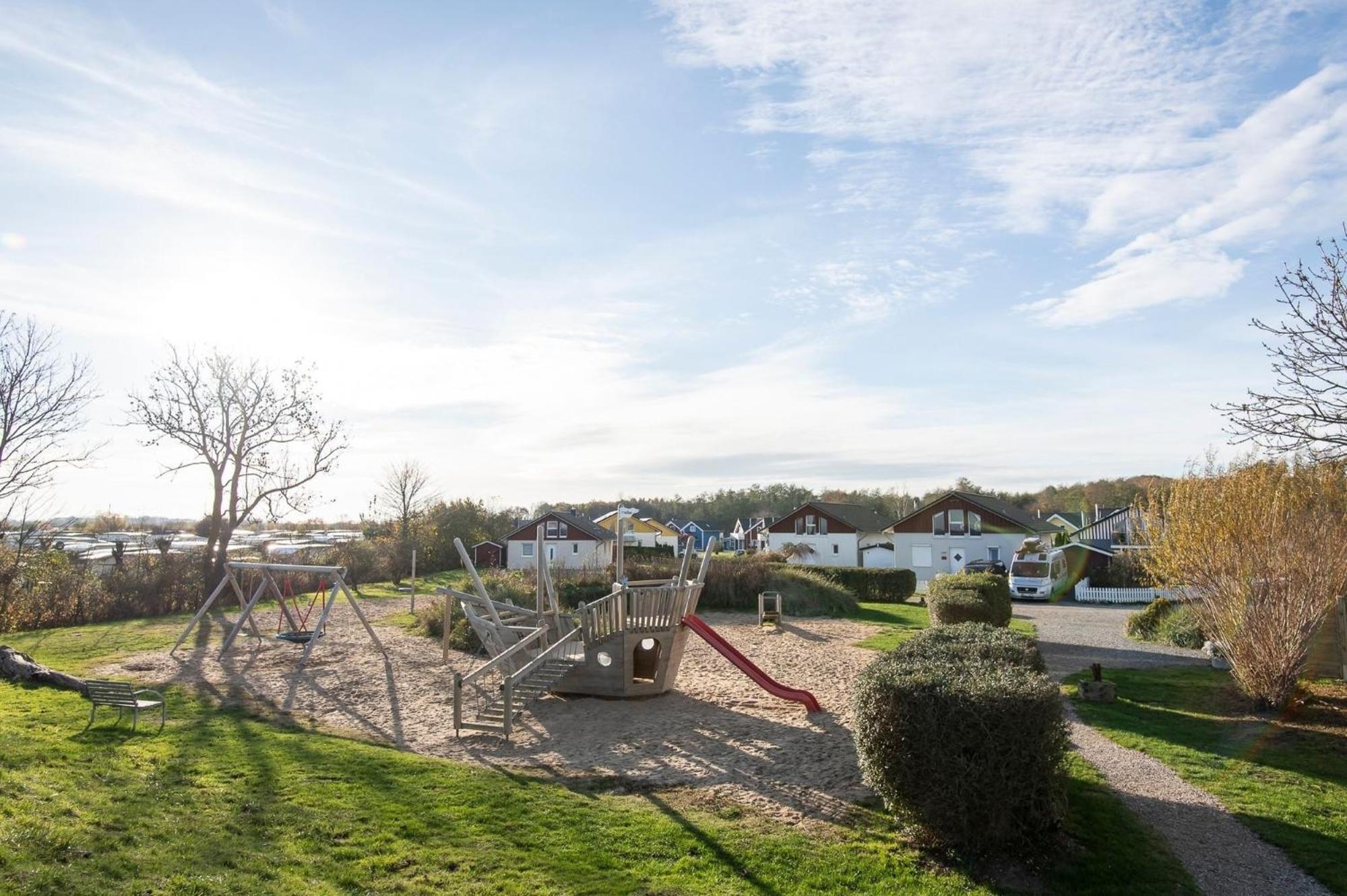 Seepark Suessau Ferienhaus Seerose 3 Exteriér fotografie